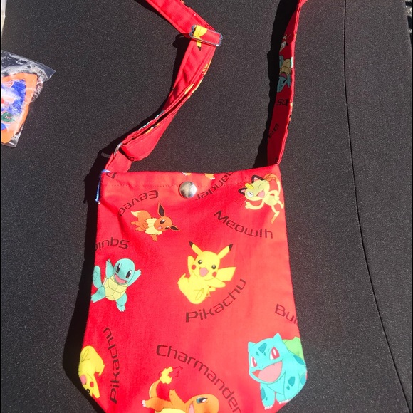 Pokémon characters squirtle eevee pocketbook purse bag adjustable strap - Picture 1 of 1